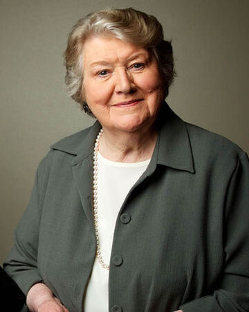 Patricia Routledge