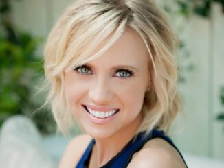 Jessica Holmes