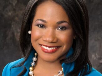 Samica Knight