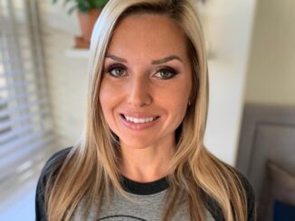 Nicole Comstock