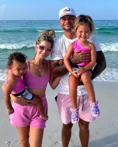 Katelyn Jae Brown Wiki, Age, Height, Parents, Husband, Net Worth, Songs